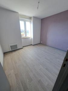 For rent Apartment MARCENOD 