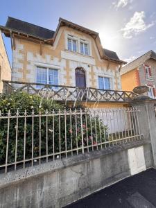 Vente Maison 5 pièces SEGRE 49500