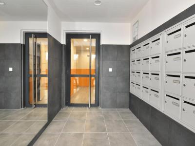 For rent Apartment MONTREUIL-BELLAY