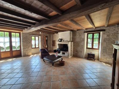 Vente Maison 7 pi�ces BERNAY-SAINT-MARTIN 17330