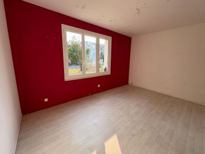 For sale House POUZAY 