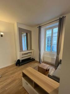 Location Appartement BORDEAUX 33000