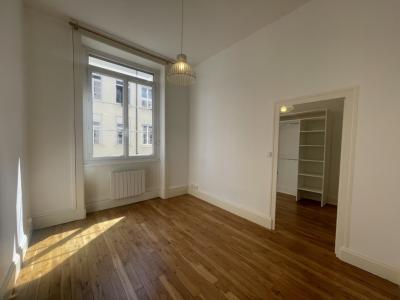 Location Appartement 2 pièces LYON-4EME-ARRONDISSEMENT 69004