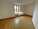 Louer Appartement 76 m2 Mirecourt