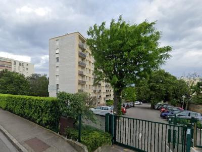 Location Parking CALUIRE-ET-CUIRE 69300