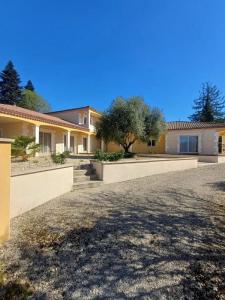 Vente Maison 9 pi�ces SAINT-PIERRE-DE-COLE 24800