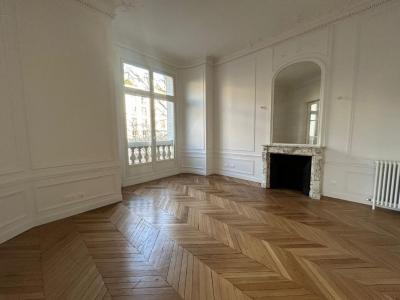 Location Appartement PARIS-8EME-ARRONDISSEMENT 