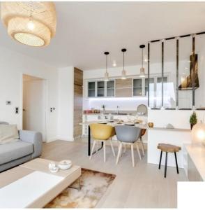 Vente Appartement 4 pièces SAINT-LAURENT-DU-VAR 06700