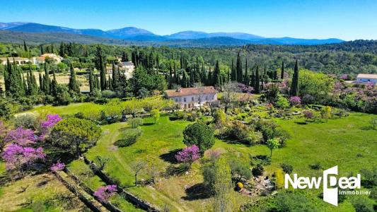 Vente Maison 10 pi�ces TOURRETTES 83440