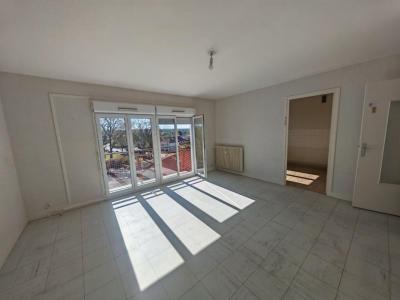 Location Appartement 4 pièces PALINGES 71430