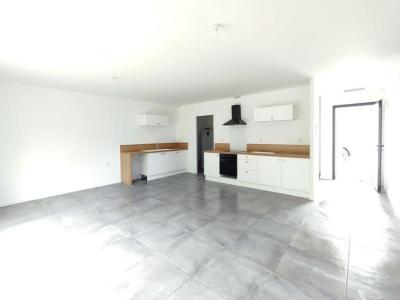 Location Maison 4 pièces LEOGEATS 33210