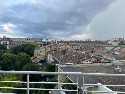 Location Appartement 3 pièces BORDEAUX 33000