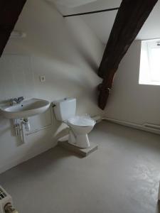 Location Maison AVALLON 