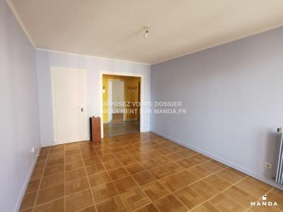 Location Appartement BRON  69