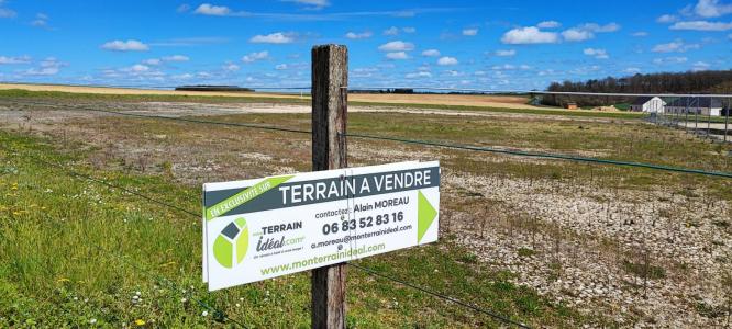 Vente Terrain SAINT-CAPRAIS 18400