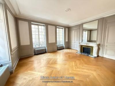 Location Appartement 4 pi�ces LYON-2EME-ARRONDISSEMENT 69002