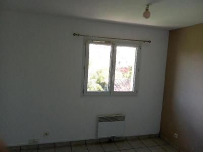 For rent Apartment BEGLES 