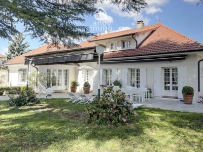 Vente Prestige SAINT-PIERRE-DE-CHANDIEU 69780