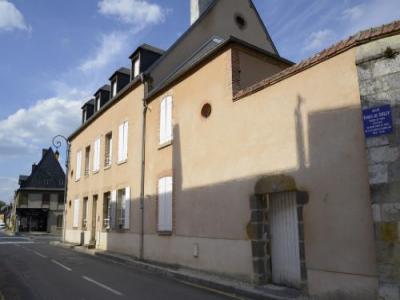 Location Appartement 3 pi�ces CHAPELLE-D'ANGILLON 18380