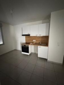 Location Appartement 4 pi�ces GRENOBLE 38100