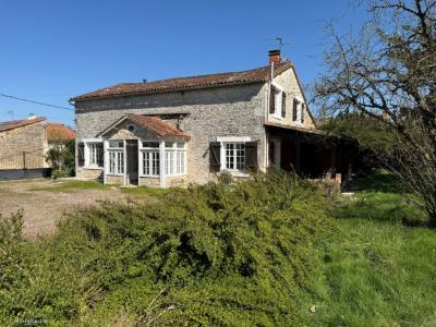 Vente Maison 5 pi�ces CIVRAY 86400