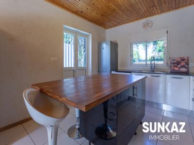 For rent House SAINT-PIERRE 
