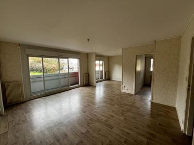 Vente Appartement 4 pi�ces TRELAZE 49800