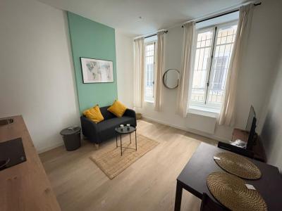 Location Appartement 2 pi�ces MARSEILLE-2EME-ARRONDISSEMENT 13002