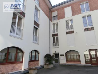 For rent Apartment BEAUVAIS 