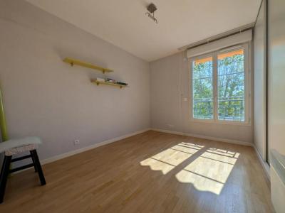 For sale Apartment CLAYES-SOUS-BOIS 