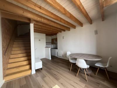 Location Appartement REZE 