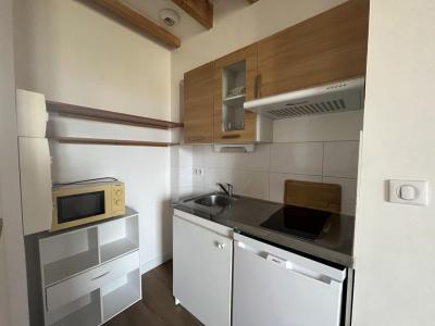 Location Appartement REZE 