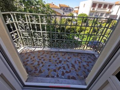 For rent Apartment NICE 