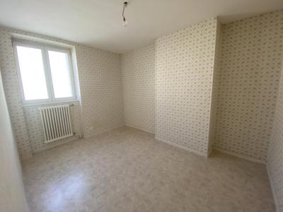 For rent Apartment CREUSOT