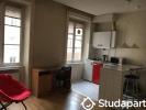 Louer Appartement 28 m2 Lyon-7eme-arrondissement