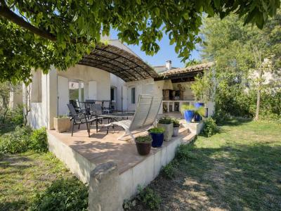 Vente Maison 7 pi�ces SAINT-MITRE-LES-REMPARTS 13920