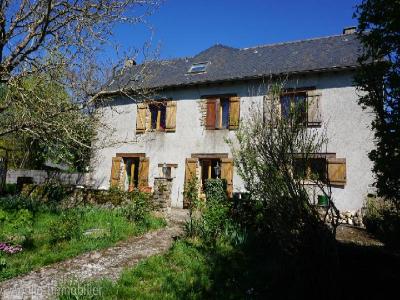 Vente Maison 9 pi�ces LANUEJOULS 12350