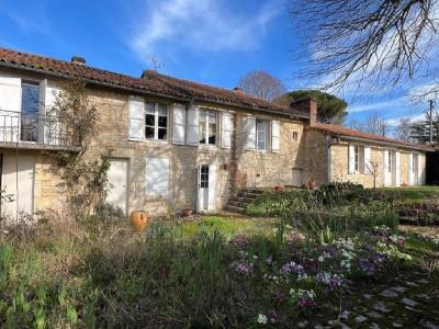 Vente Maison 8 pi�ces RUFFEC 16700