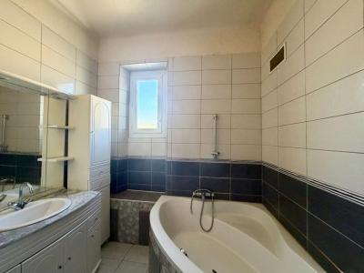 Vente Maison 7 pi�ces SAINT-AMBROIX 30500