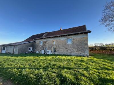 Vente Maison 8 pi�ces SAINT-CHRISTOPHE-EN-BRIONNAIS 71800