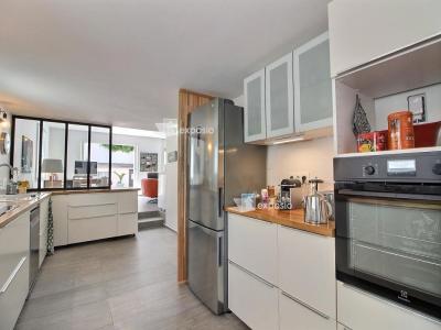 For sale House SEYNE-SUR-MER  83