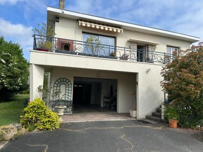 Vente Maison 8 pi�ces VILLENAVE-D'ORNON 33140