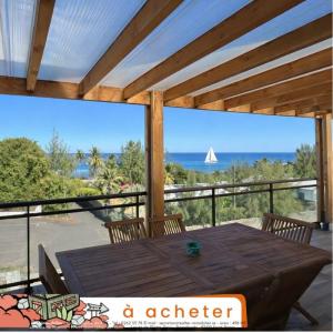 Vente Appartement 4 pi�ces SAINT-GILLES-LES-BAINS 97434