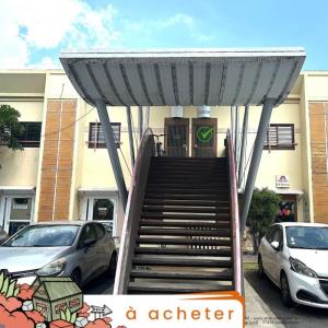 For sale Box office PORT  974