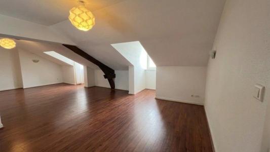 For rent Apartment ROANNE 