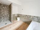 House LEOGNAN 