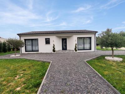 Vente Maison 4 pi�ces SAINT-PIERRE-DU-PALAIS 17270