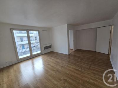Location Appartement SAINT-DENIS  93