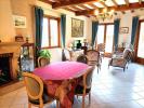 House  PROCHE RENAISON