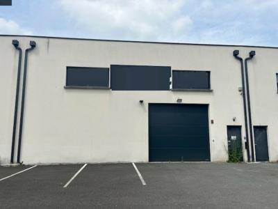 For rent Commerce MONTUSSAN  33